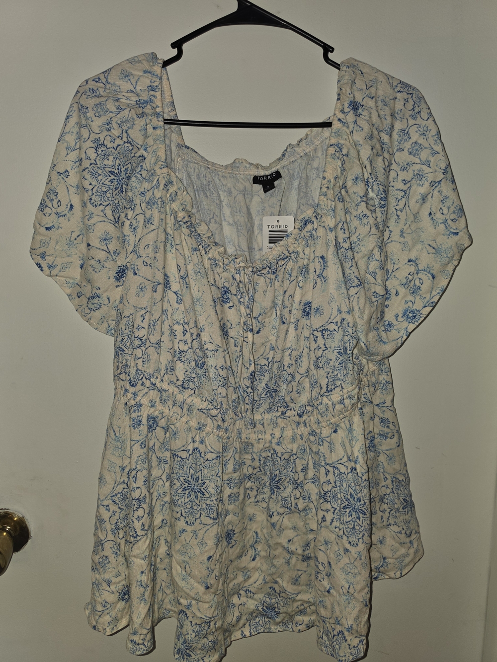 torrid Cream and Light Blue Floral Peasant Tunic Top
